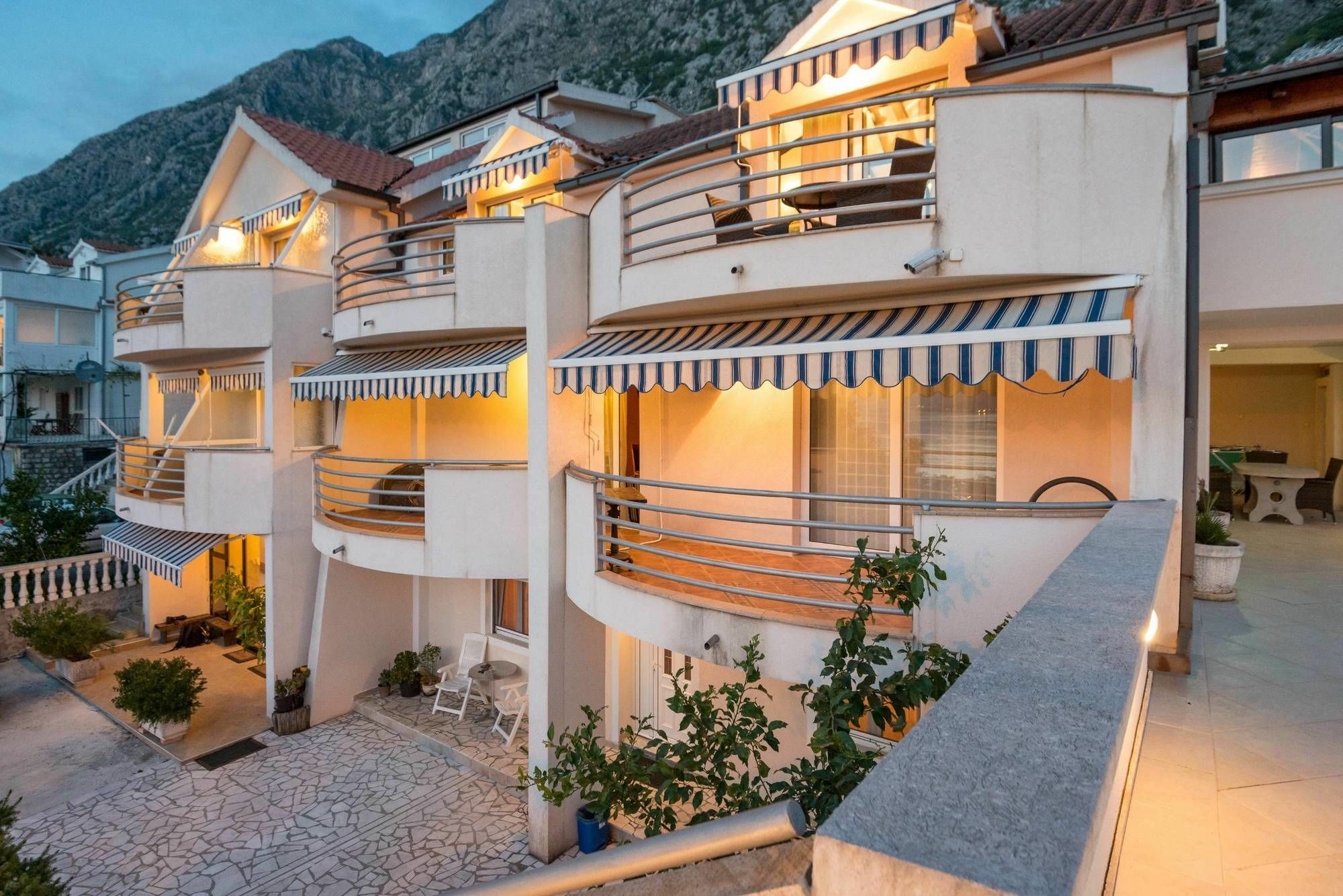 Apartments Ivardic Kotor Exteriér fotografie