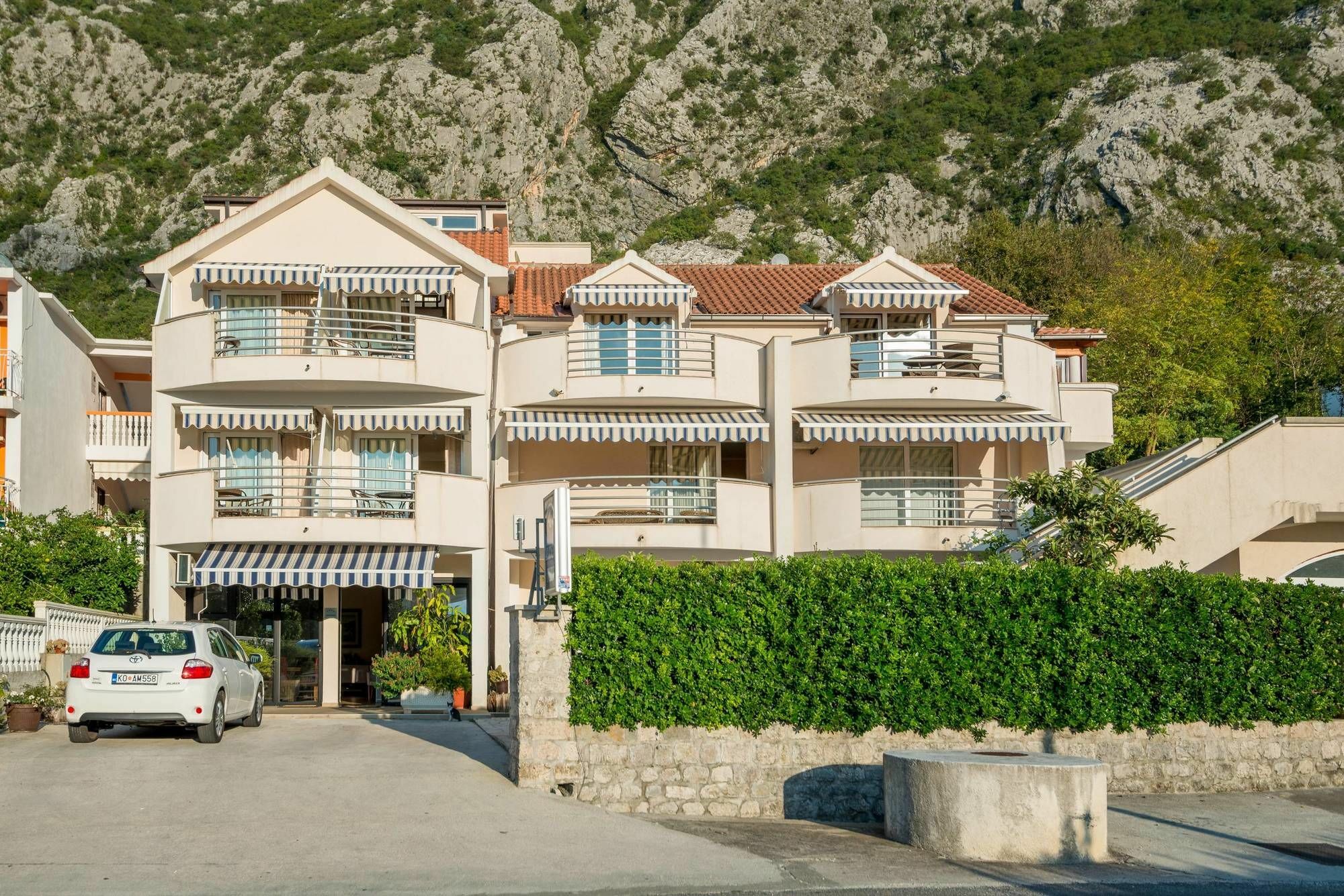 Apartments Ivardic Kotor Exteriér fotografie